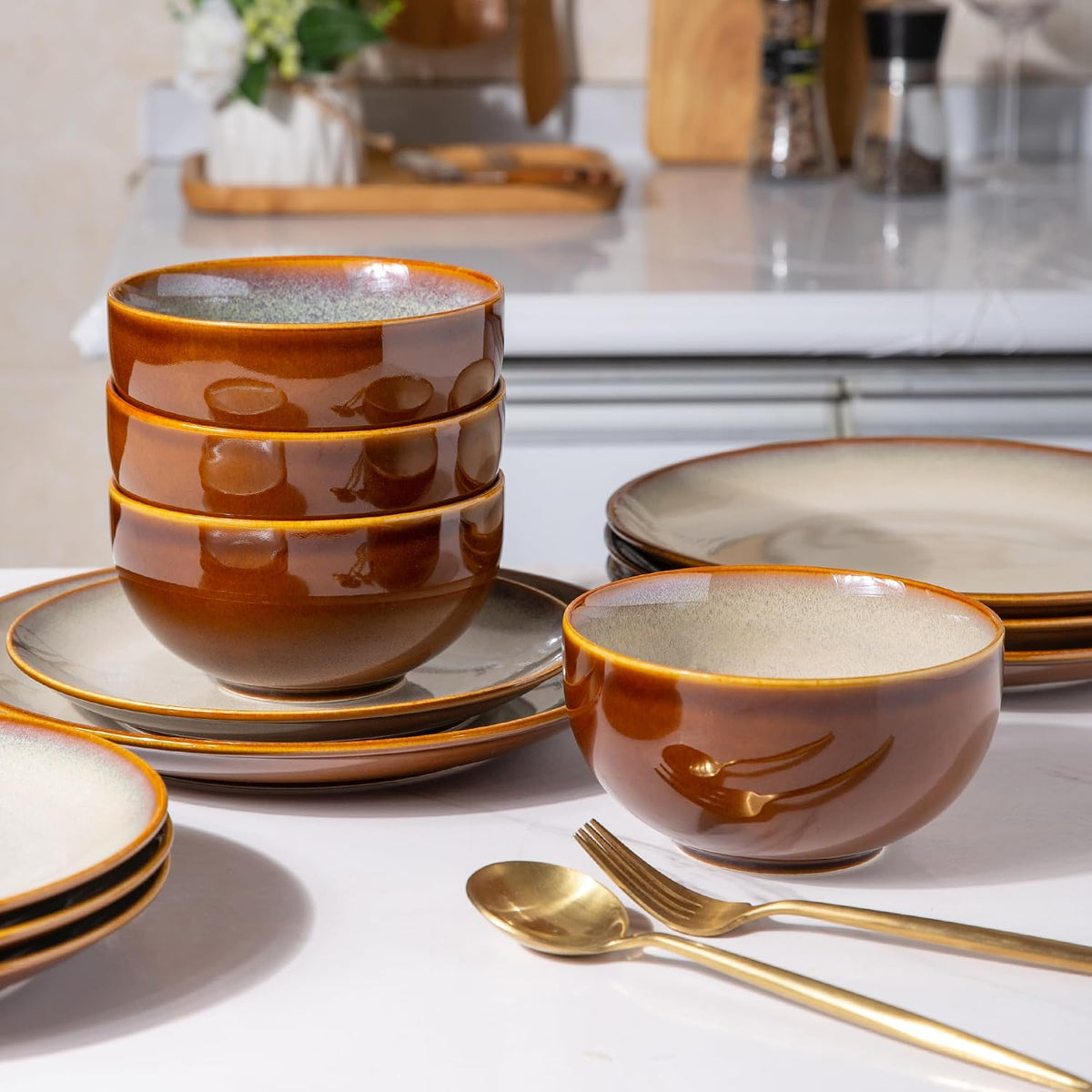 Ceramic Dinnerware Sets,Stoneware Coupe Plates and Bowls Sets,Highly Chip and Crack Resistant | Dishwasher & Microwave & Oven Safe Dishes set,Reactive Glaze Dinnerware- Service for 4（12pcs）